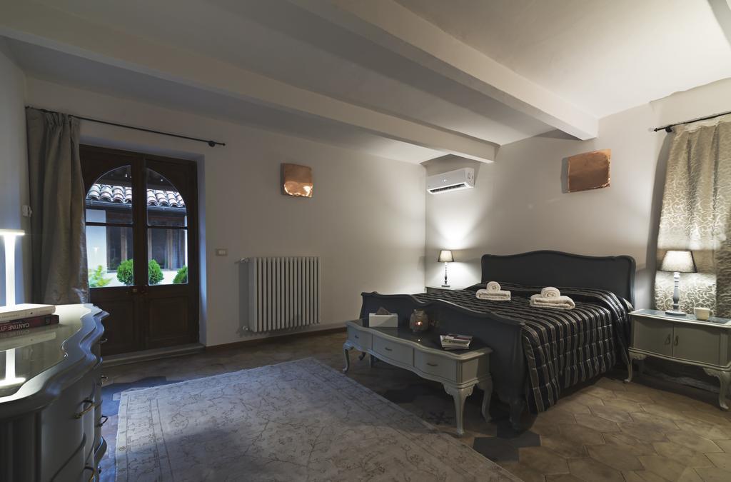Castello Medici Del Vascello Apartment Asti Bagian luar foto