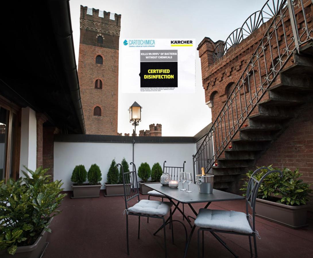 Castello Medici Del Vascello Apartment Asti Bagian luar foto